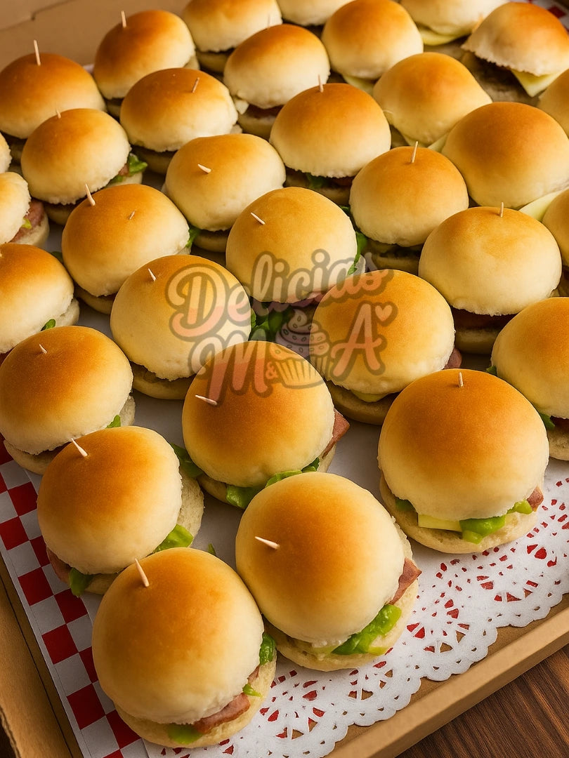 CHURRASCOS 

lechuga tomate 
italiano 
barros luco
chacarero